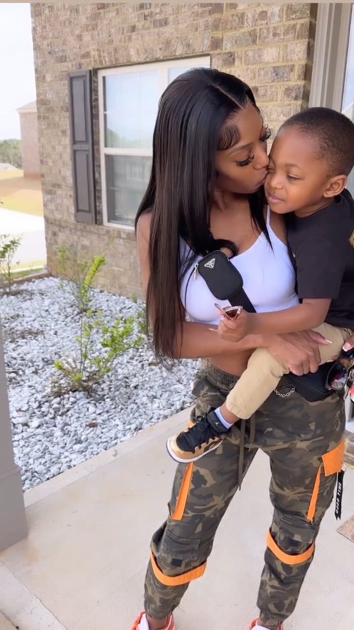 Post 10 by Lexx on Instagram (video)