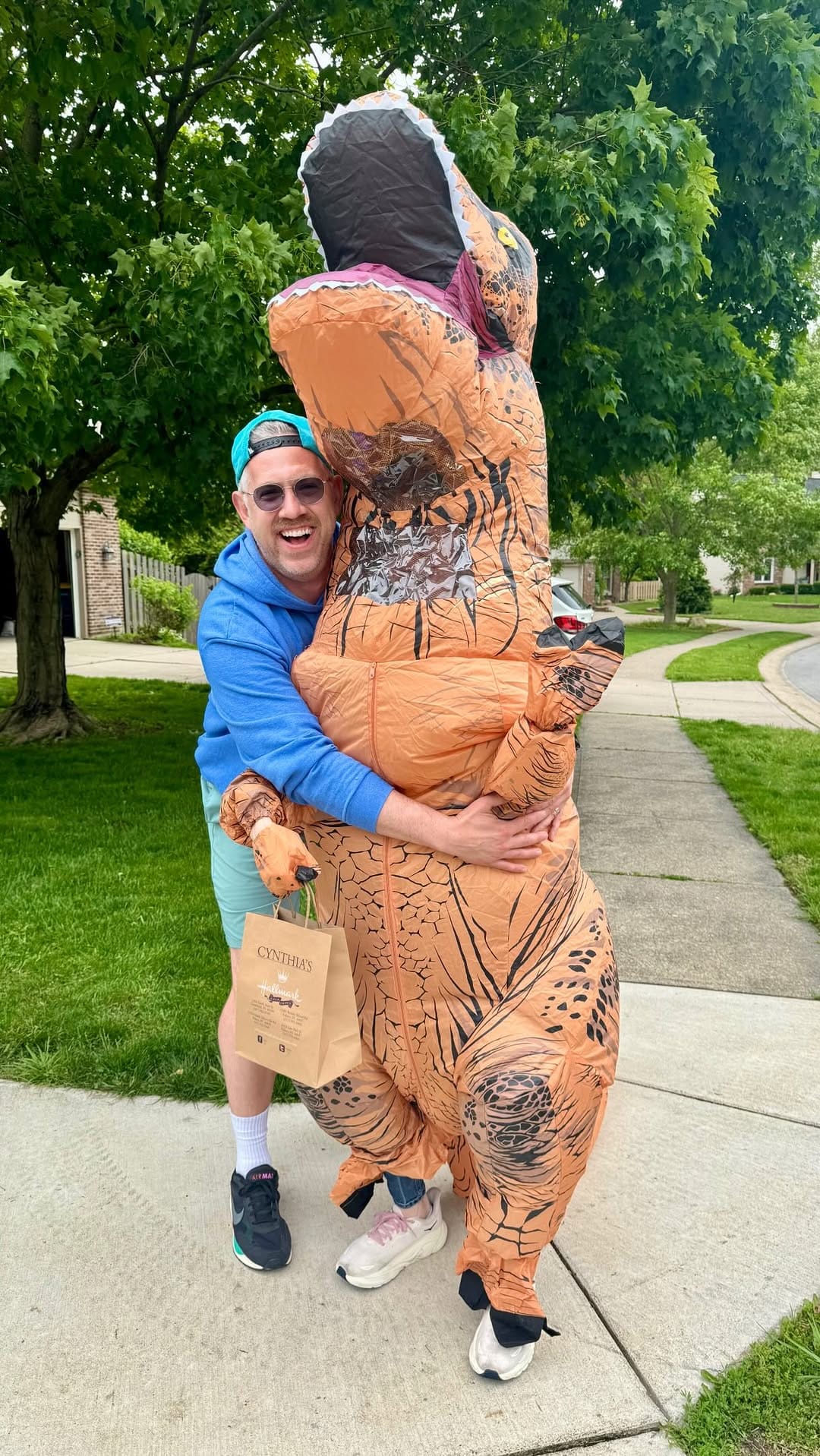 Post 6 by Ryan Ahlwardt | Hoosier Artist & Entertainer on Instagram (video)