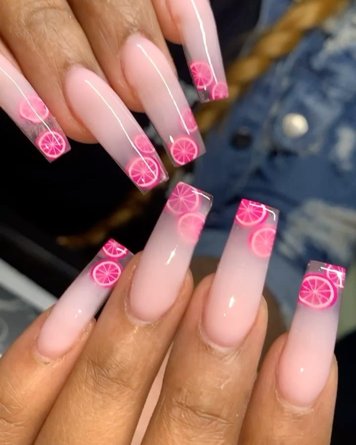 Post 10 by Atlanta Nail Tech on Instagram (video)