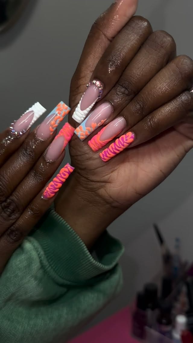 Post 5 by Atlanta Nail Tech on Instagram (video)