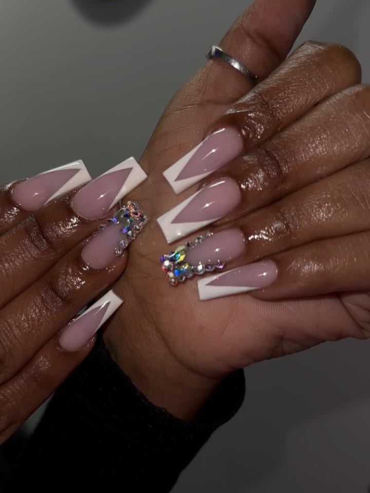 Post 7 by Atlanta Nail Tech on Instagram (carousel)