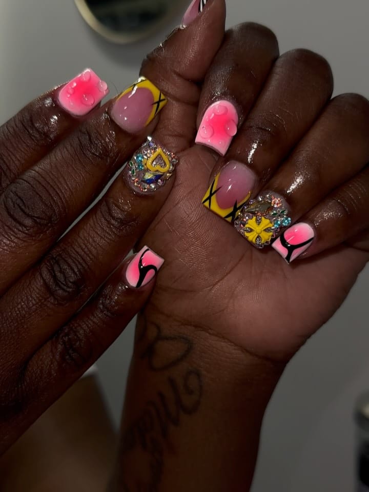 Post 1 by Atlanta Nail Tech on Instagram (carousel)