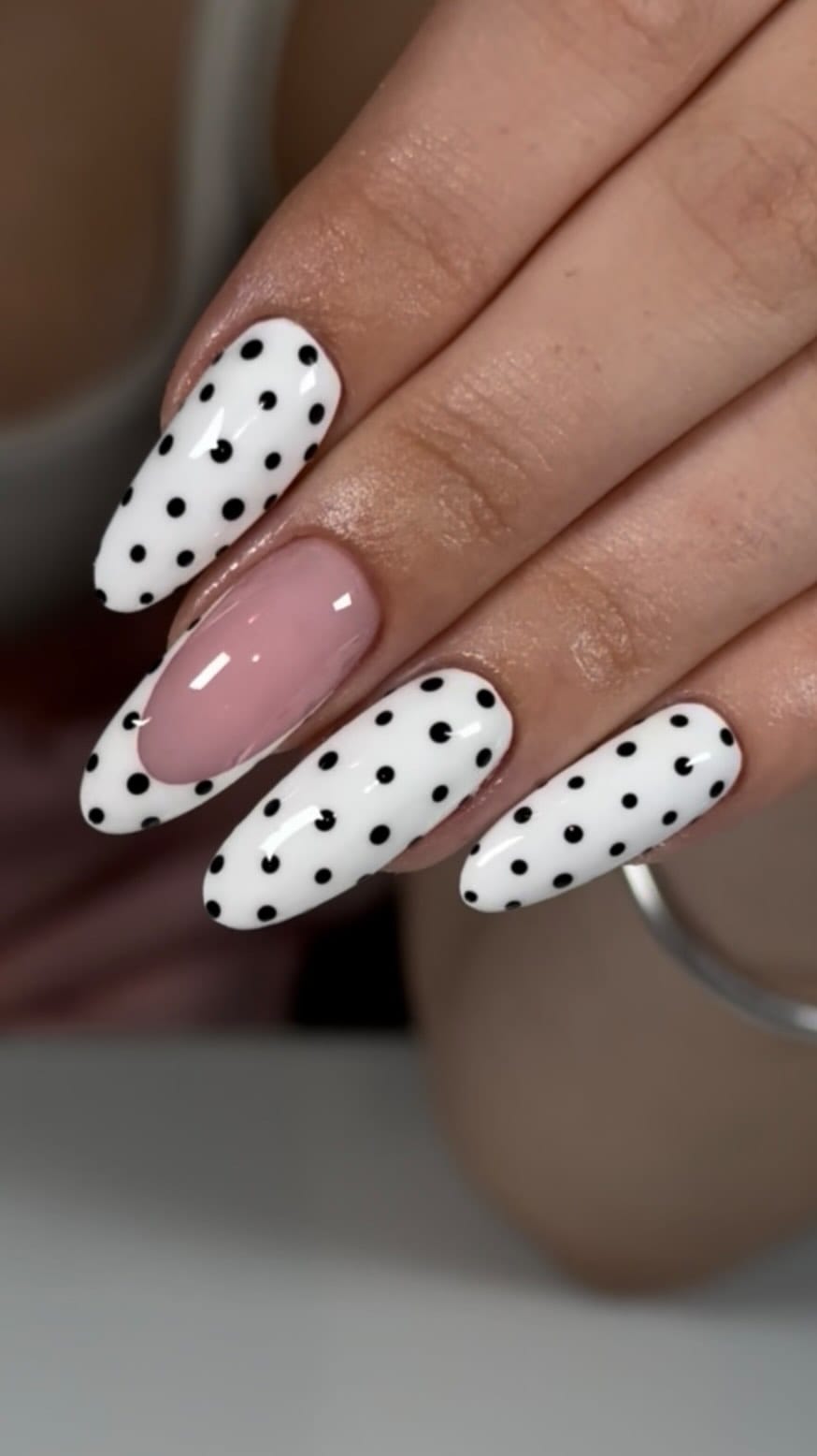 Post 2 by Tasia Anthony ~Luxury nail tech on Instagram (video)
