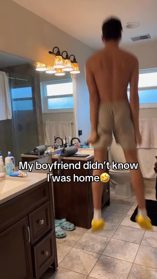 Post 1 by Destiny Velez 🤎 on Instagram (video)