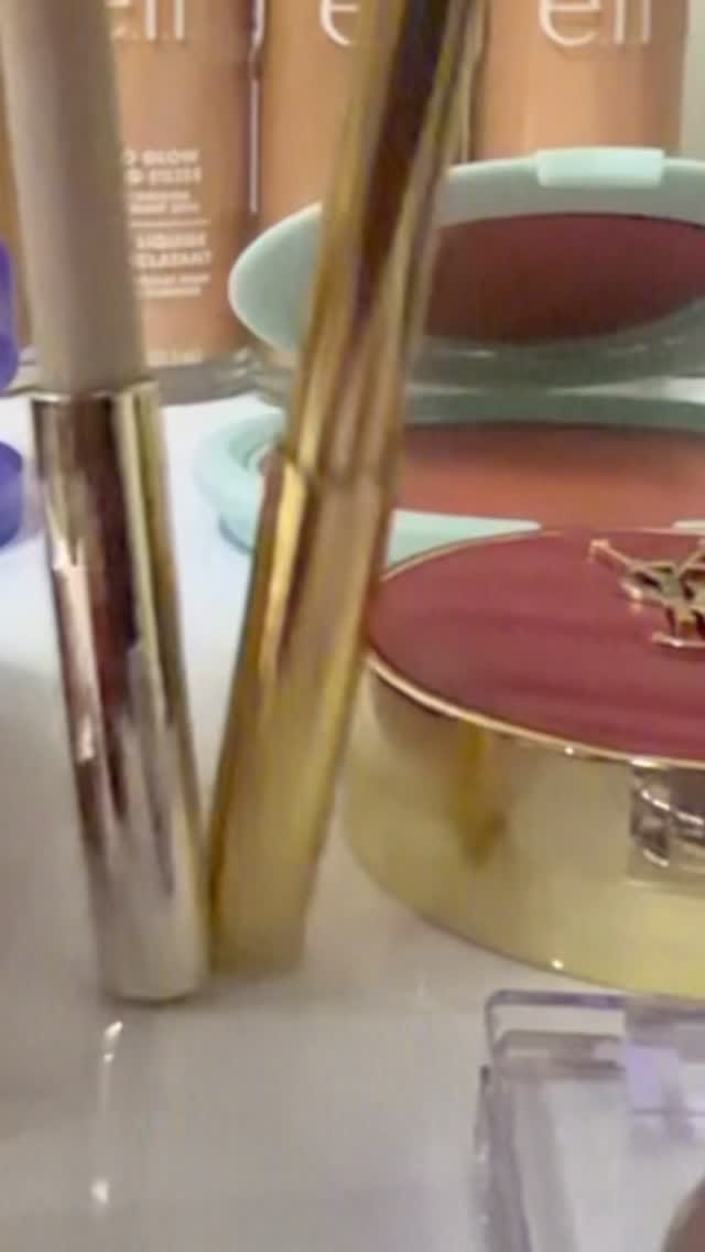 Post 5 by Mufiza Memon on Instagram (video)