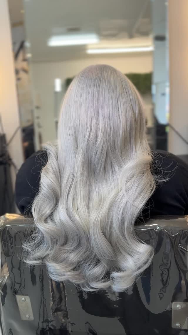 Post 2 by Briana | Arizona Hairstylist on Instagram (video)