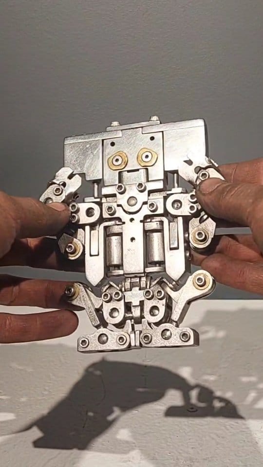 Post 6 by Chris Mora Robots LLC on Instagram (video)