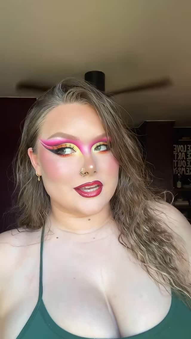 Post 2 by jay on Instagram (video)