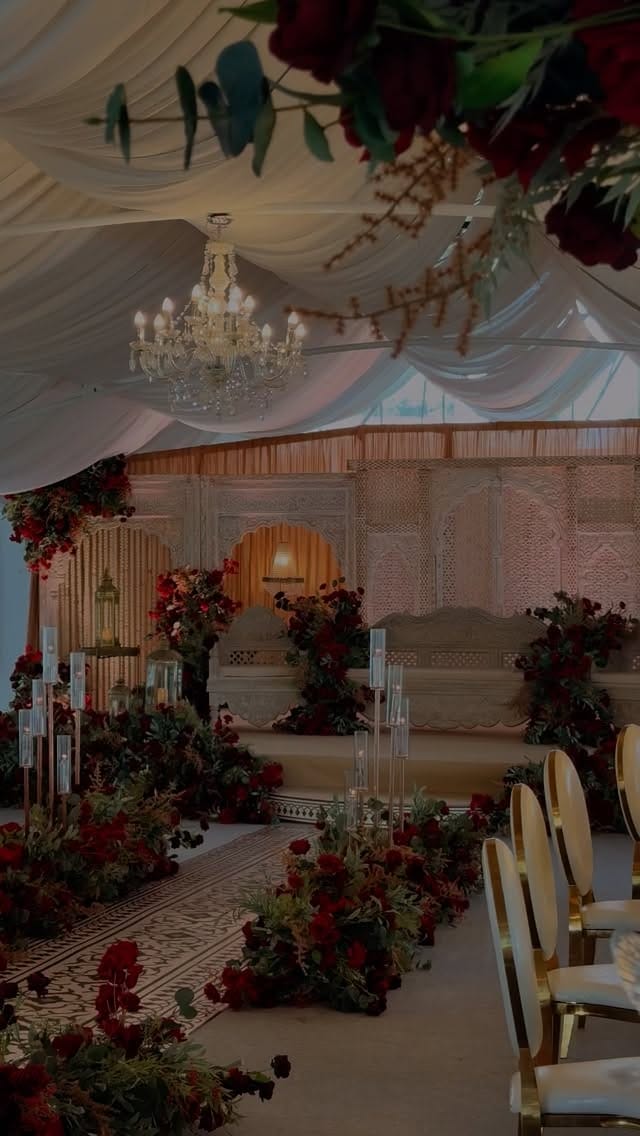 Post 10 by Wedding Decor on Instagram (video)
