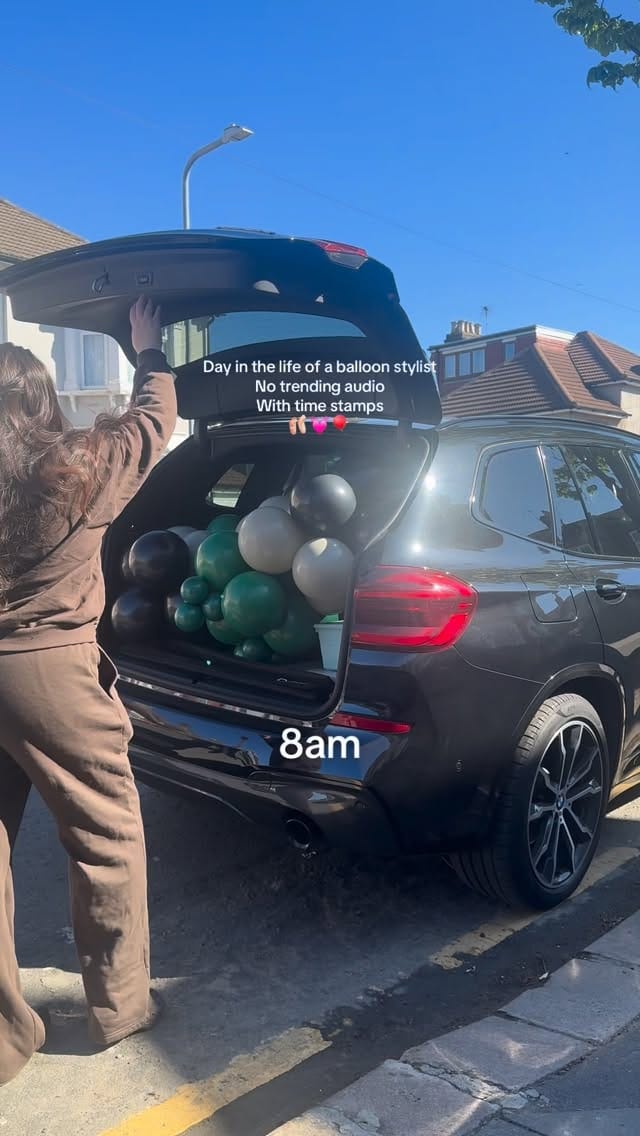 Post 6 by Luxury balloon & floral decor✨ on Instagram (video)