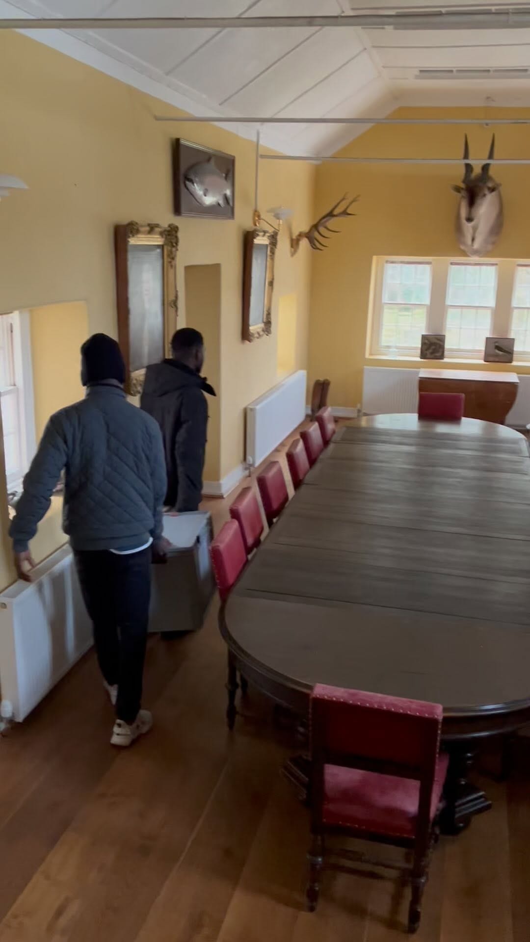 Post 5 by Style In Detail on Instagram (video)