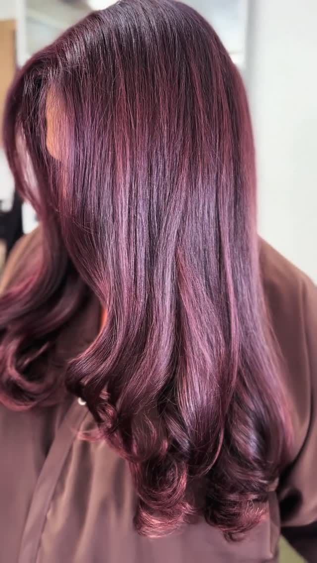 Post 10 by Diana (KK) 🥀 on Instagram (video)
