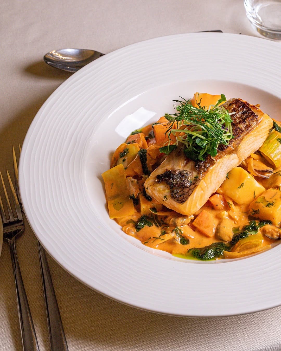 Post 10 by The Manor Rooms on Instagram (image)