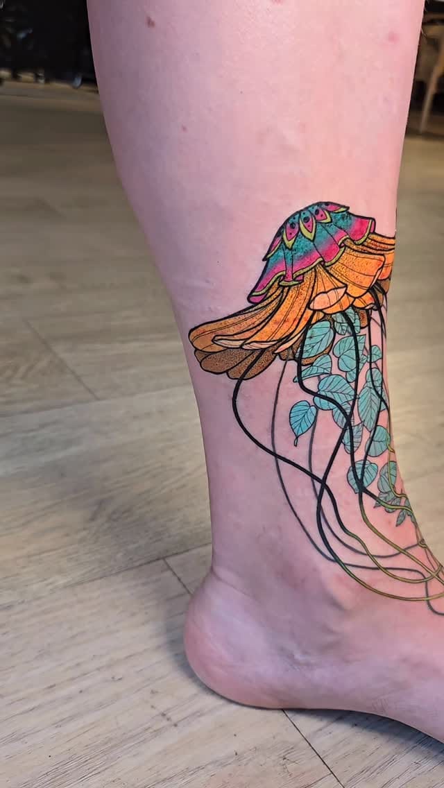 Post 8 by Marci Mundo⚡Tattoo Artist on Instagram (video)