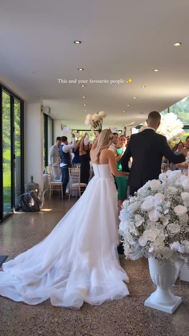Post 4 by Tyn Dwr Hall on Instagram (video)