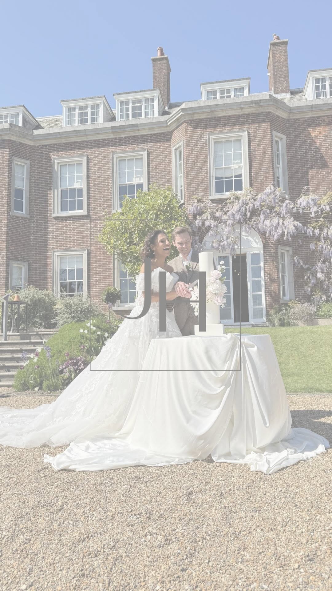 Post 3 by Wedding & Events Venue 📍East Sussex on Instagram (video)