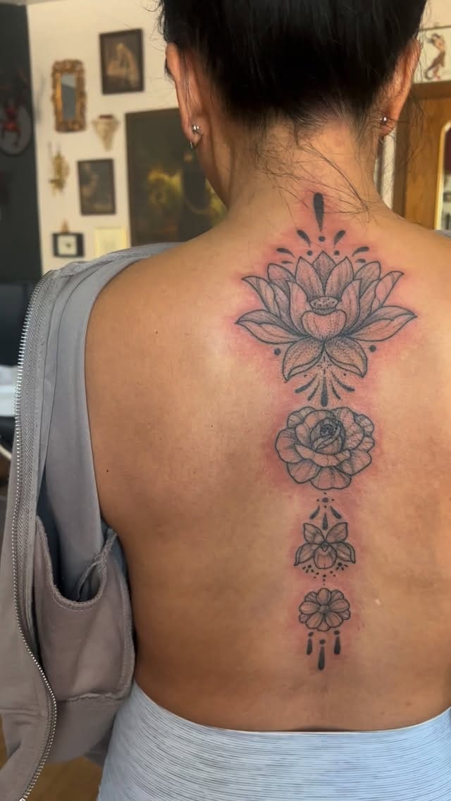 Post 2 by Erinn Nicole on Instagram (video)