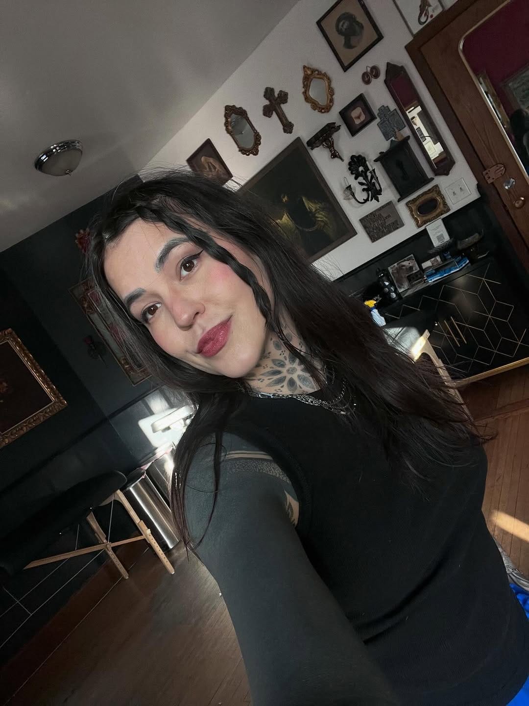 Post 9 by Erinn Nicole on Instagram (image)