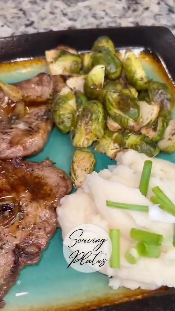 Post 10 by Serving Plates | Foodies on Instagram (video)
