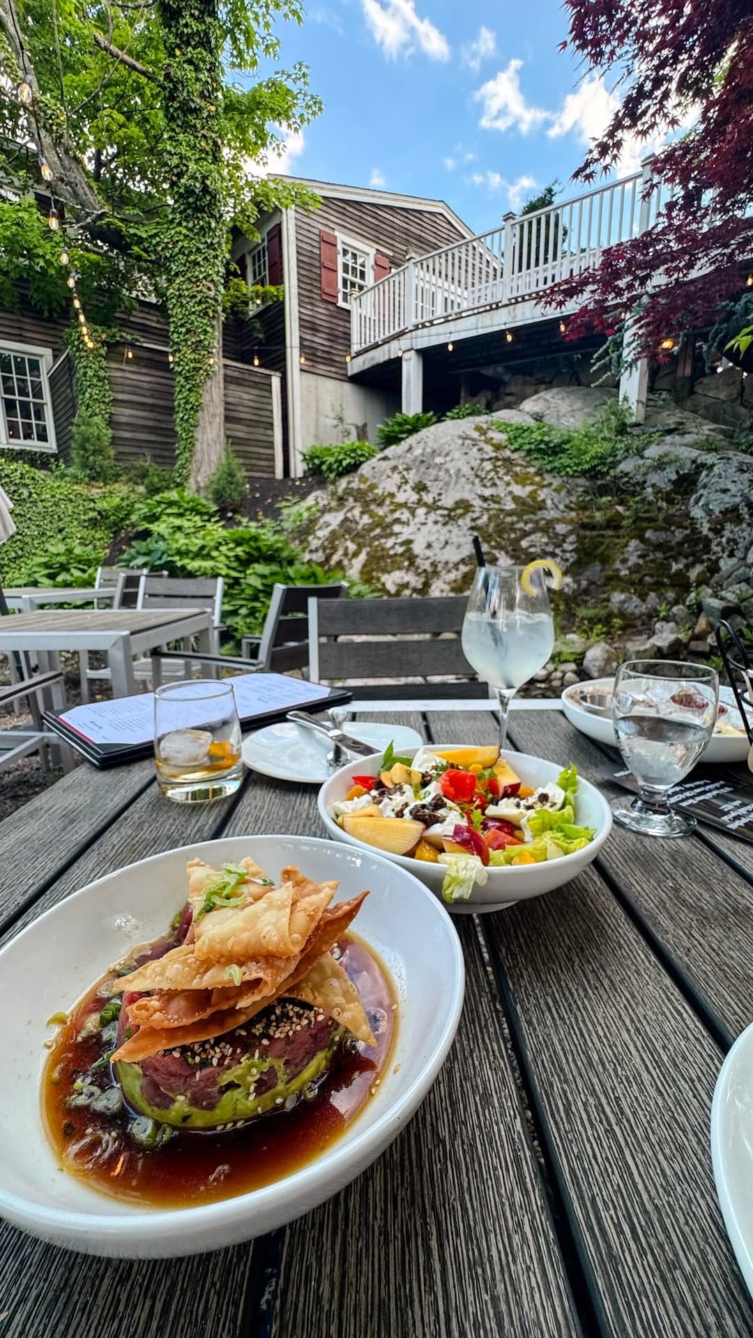 Post 2 by The Red Lion Inn on Instagram (video)