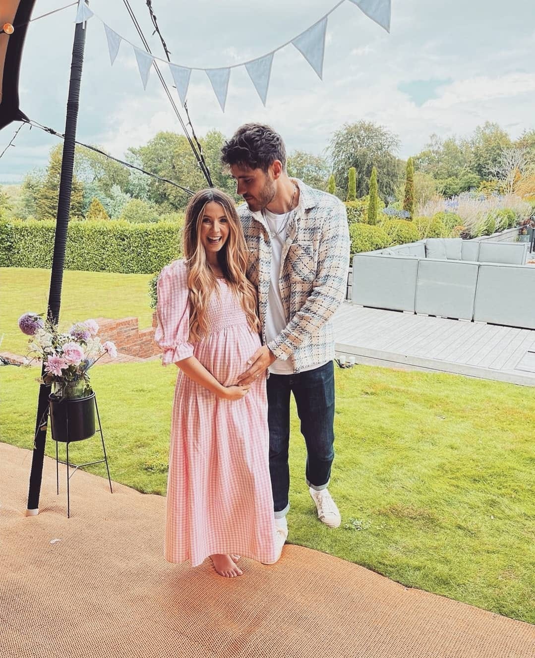 Post 9 by Leah Stageman - Boho & Bloom Prop Hire on Instagram (carousel)