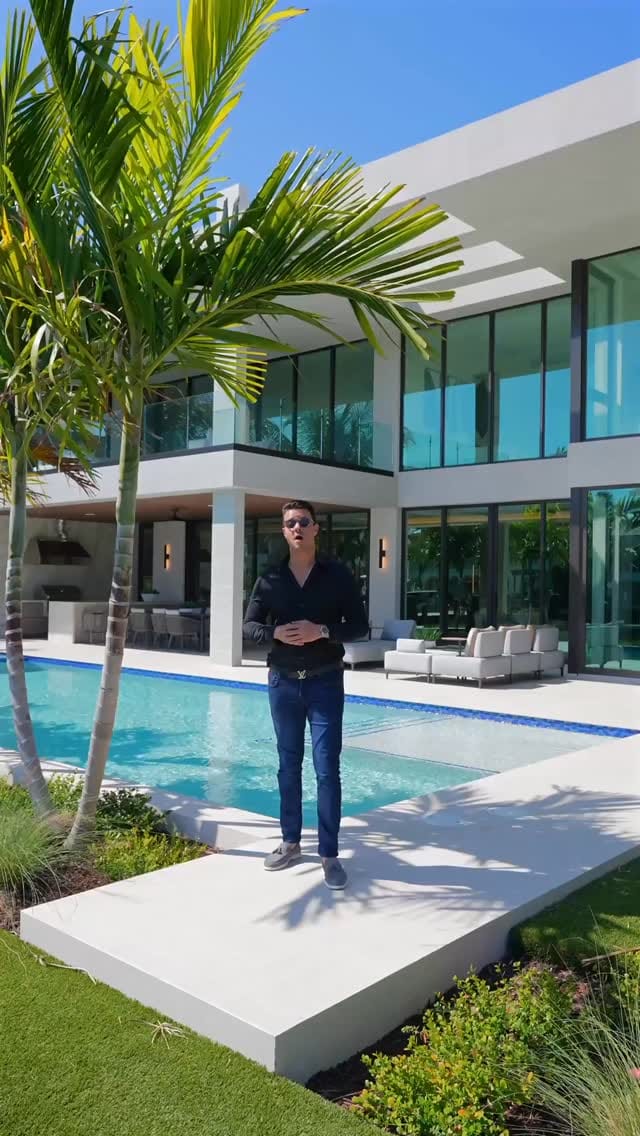 Post 2 by Aaron Lee 🎣🎥🛥🏠 on Instagram (video)