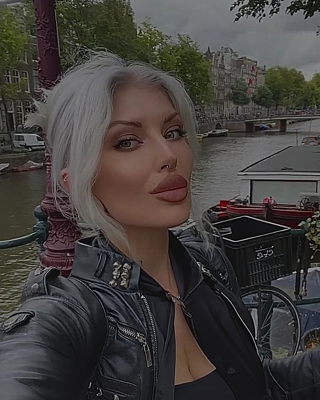 Post 7 by Karamia Keßner on Instagram (carousel)