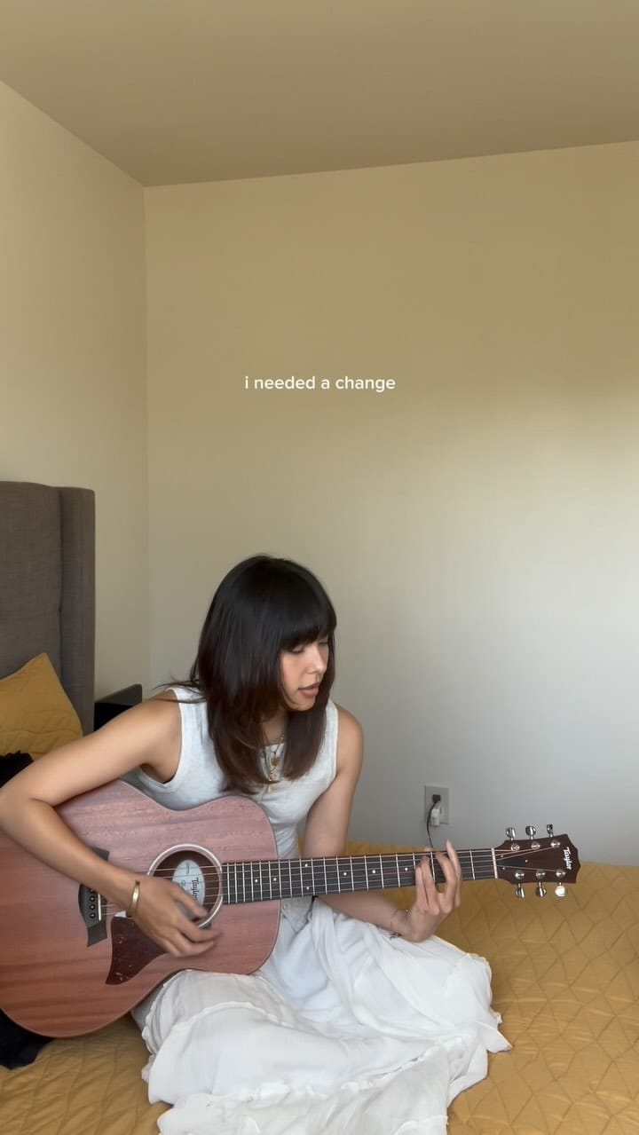 Post 8 by AKINA on Instagram (video)