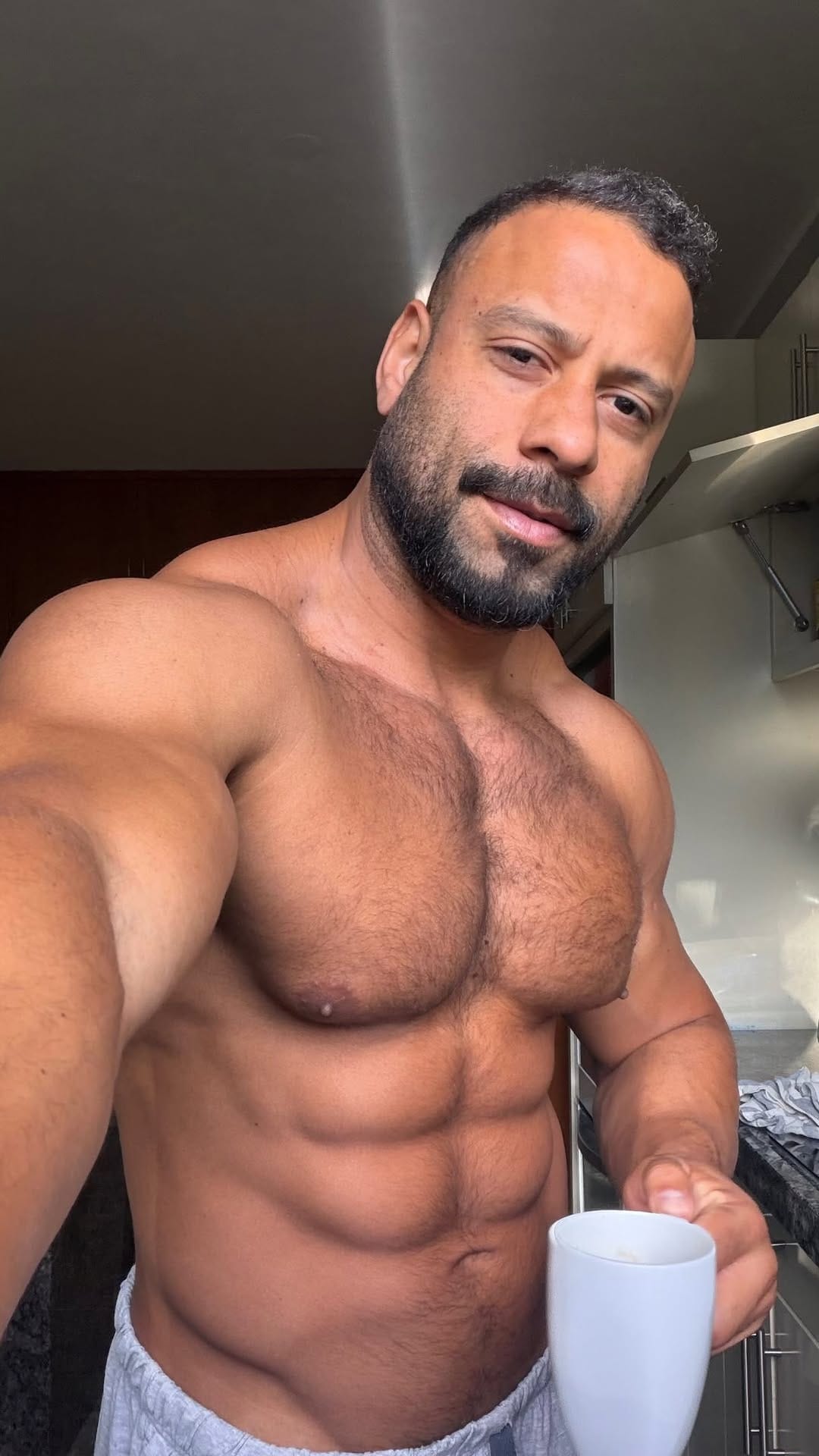 Post 4 by Ricardo on Instagram (video)