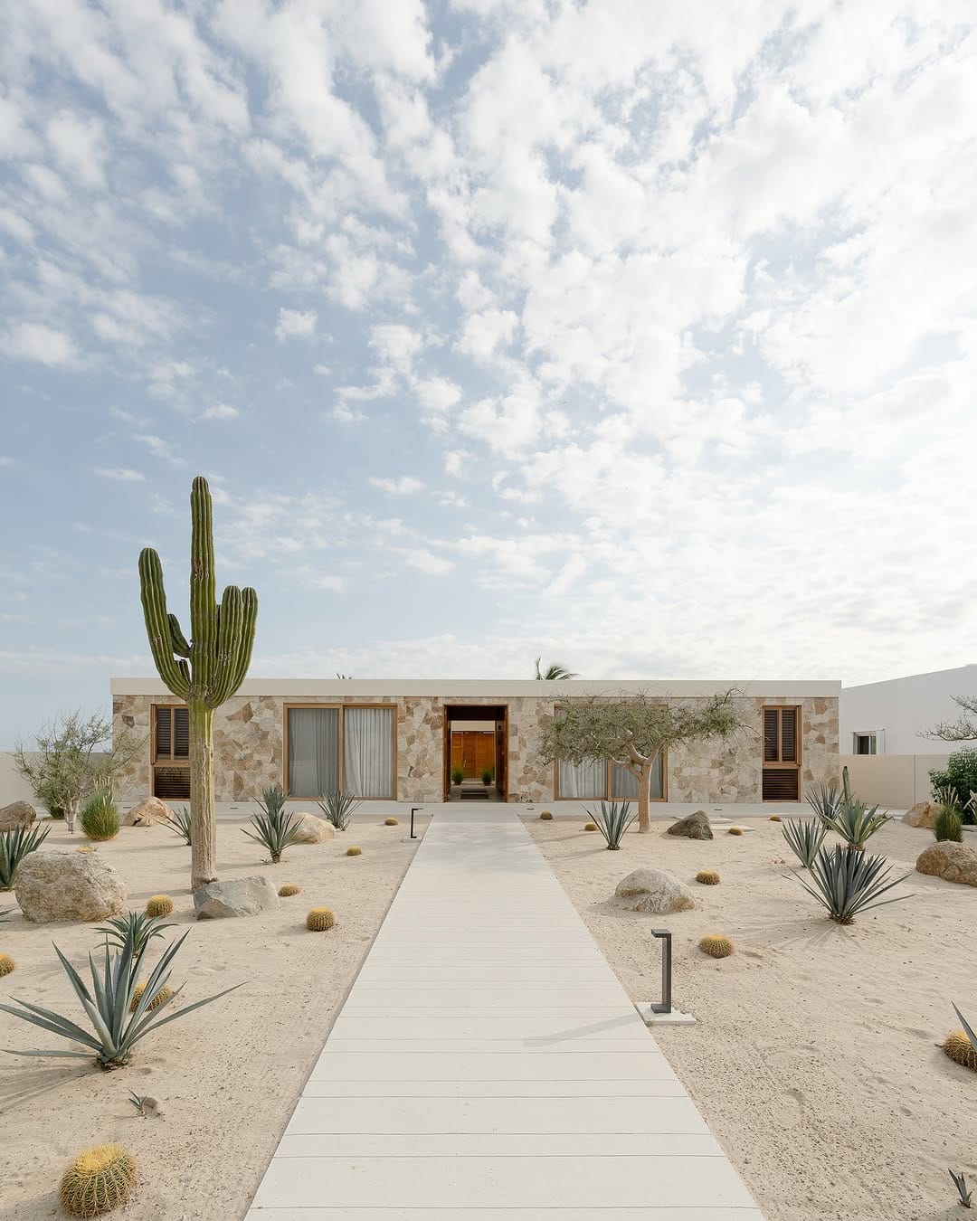 Post 10 by Casa Suna on Instagram (carousel)