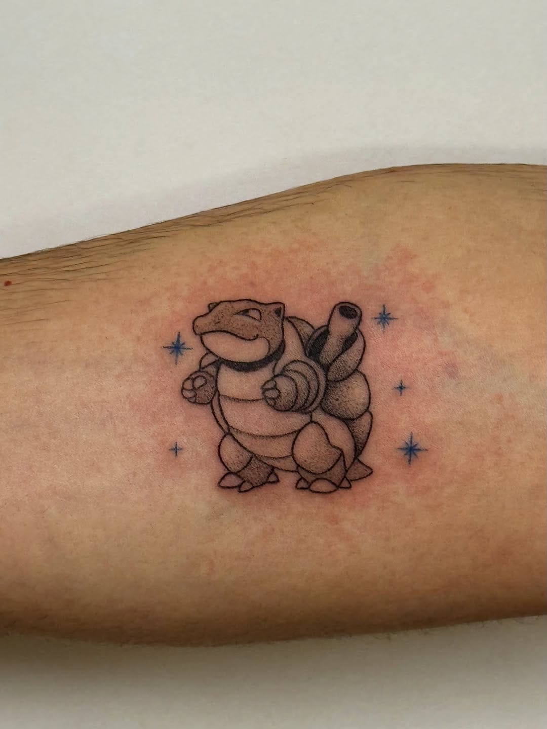 Post 9 by Meg - Hand Poke Tattoos 🏳️‍⚧️🏳️‍🌈 on Instagram (carousel)
