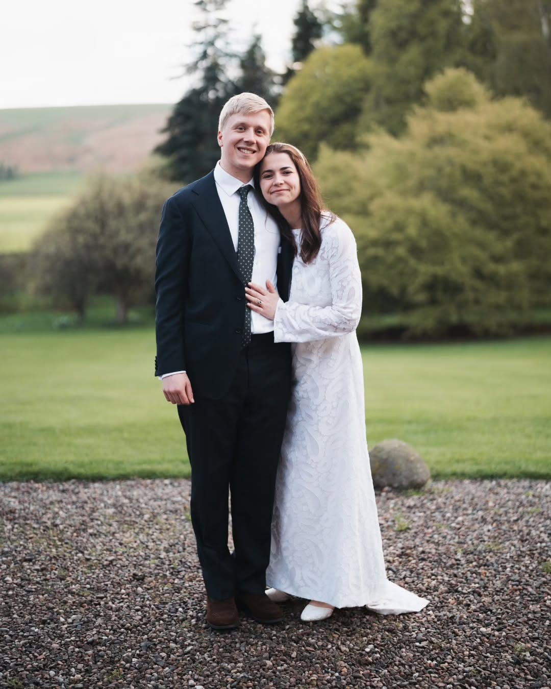 Post 1 by 🌿Relaxed, friendly, Scottish wedding and elopement celebrant on Instagram (carousel)