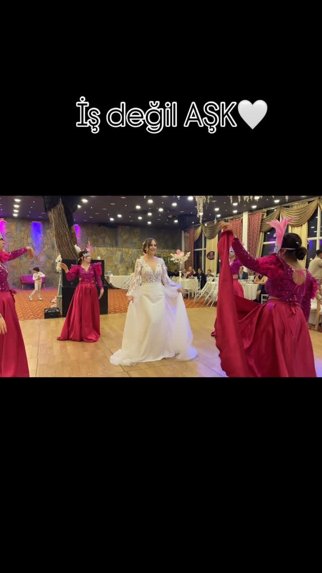 Post 3 by SİZ SARAYLARA LAYIKSINIZ... on Instagram (video)