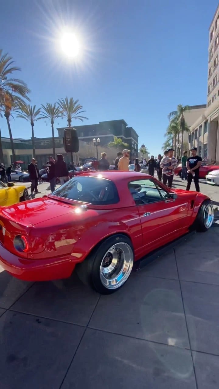 Post 10 by AMU | Car Photographer on Instagram (video)
