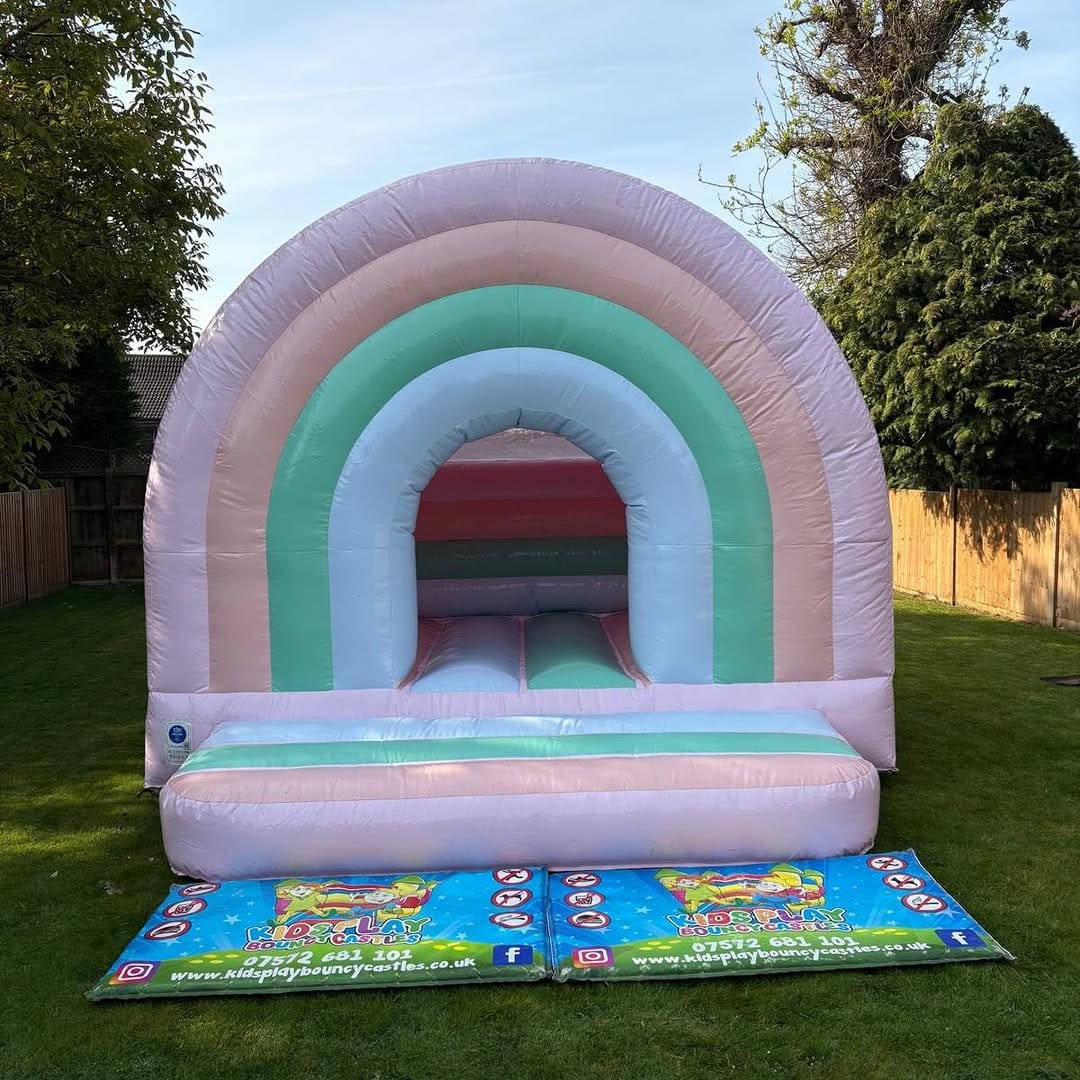 Post 5 by Kids Play Bouncy Castles on Instagram (image)