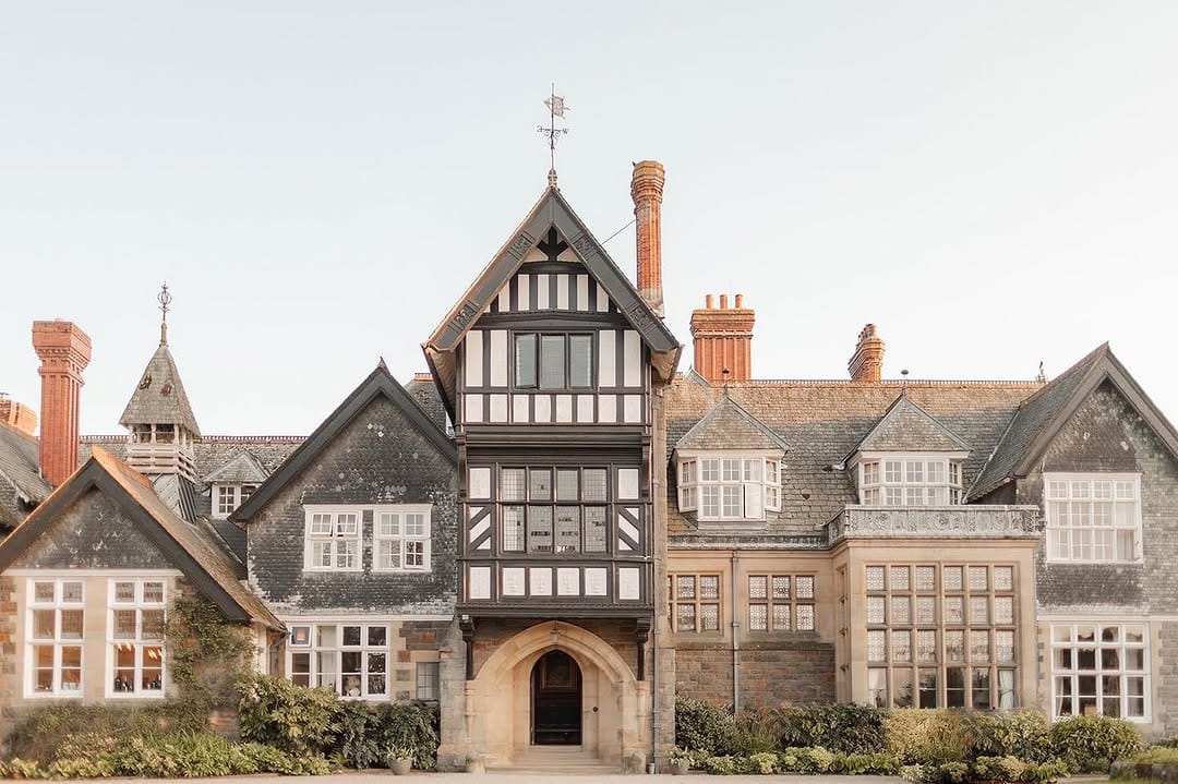 Post 10 by Plas Dinam Country House on Instagram (image)