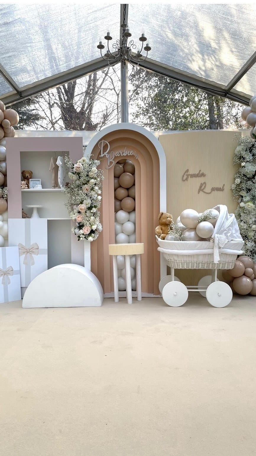 Post 8 by Bespoke Event Styling | Balloon Decor on Instagram (video)