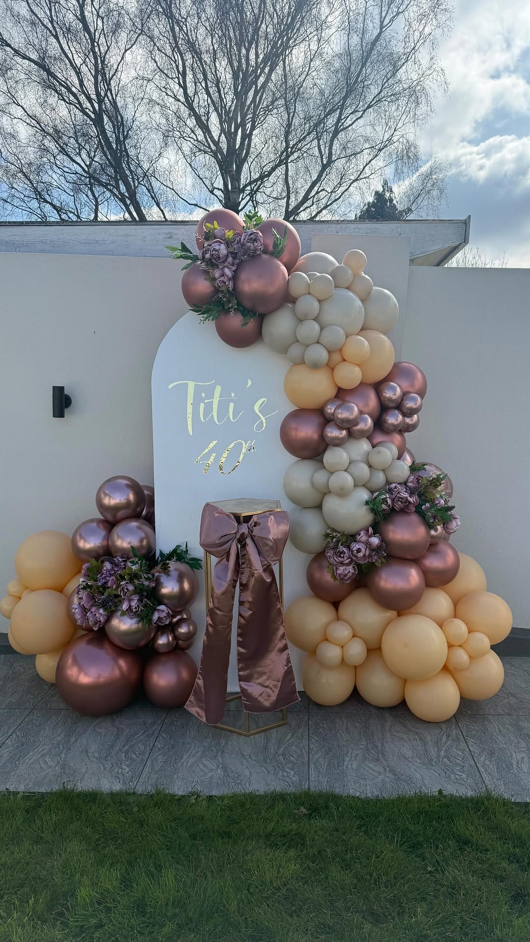 Post 3 by Bespoke Event Styling | Balloon Decor on Instagram (video)