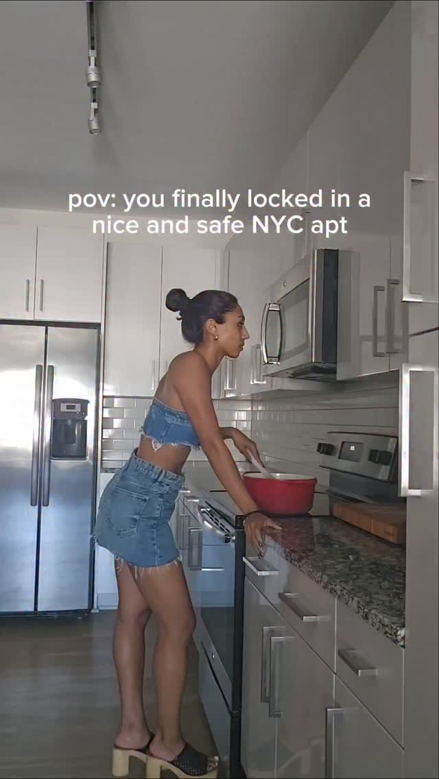 Post 3 by s a sh a on Instagram (video)