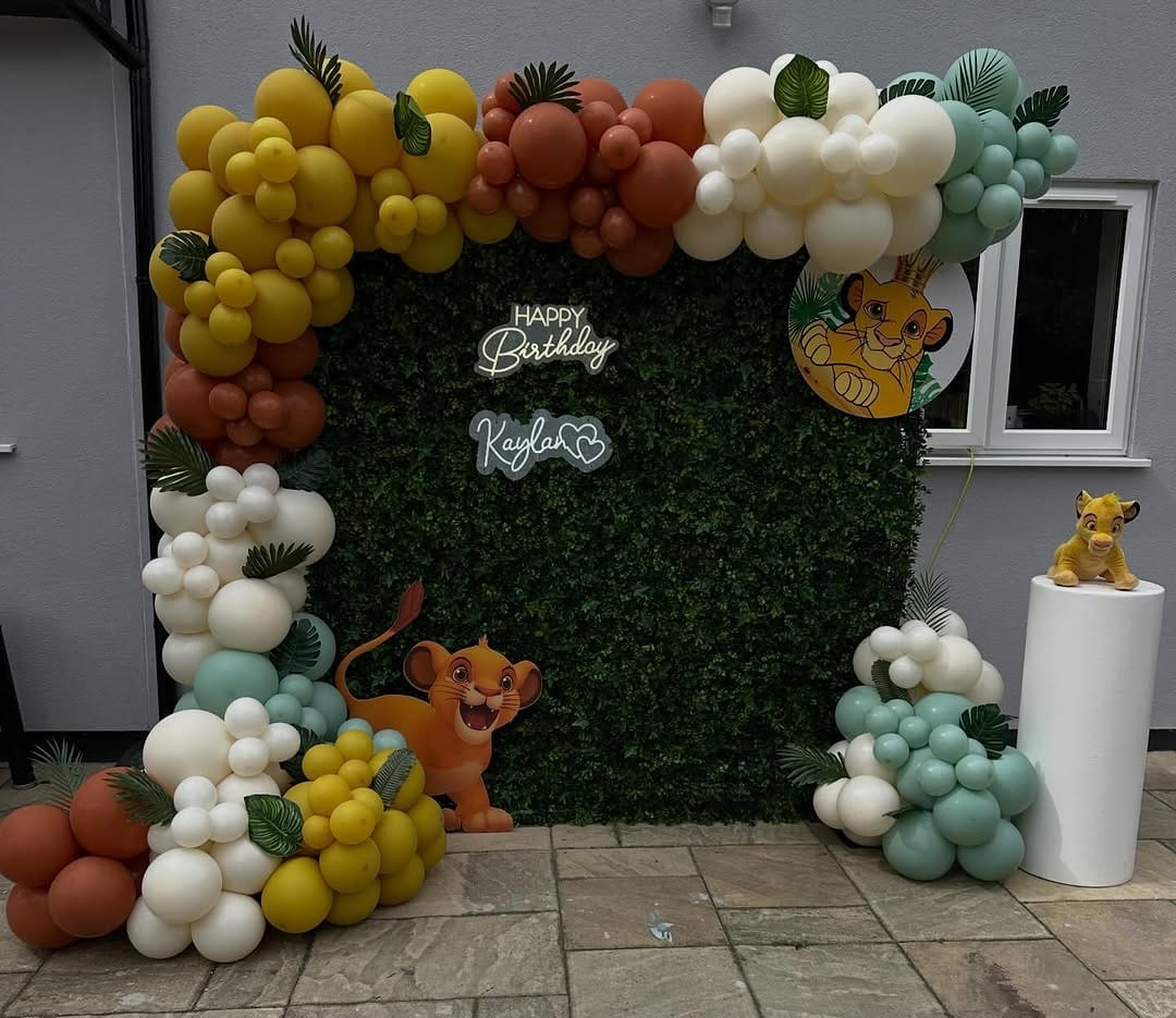 Post 5 by 🤍Elegance 🤍 #Events #Decor #Balloons #London on Instagram (image)