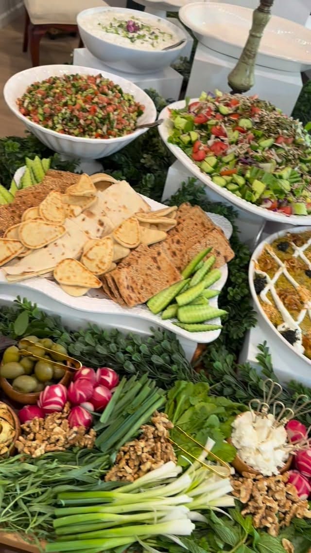 Post 1 by À LA MODE CATERING & EVENTS 🍸 on Instagram (video)
