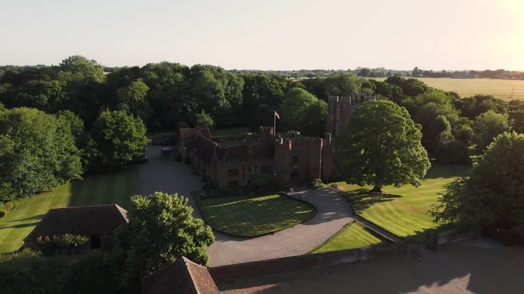 Post 10 by Leez Priory on Instagram (video)