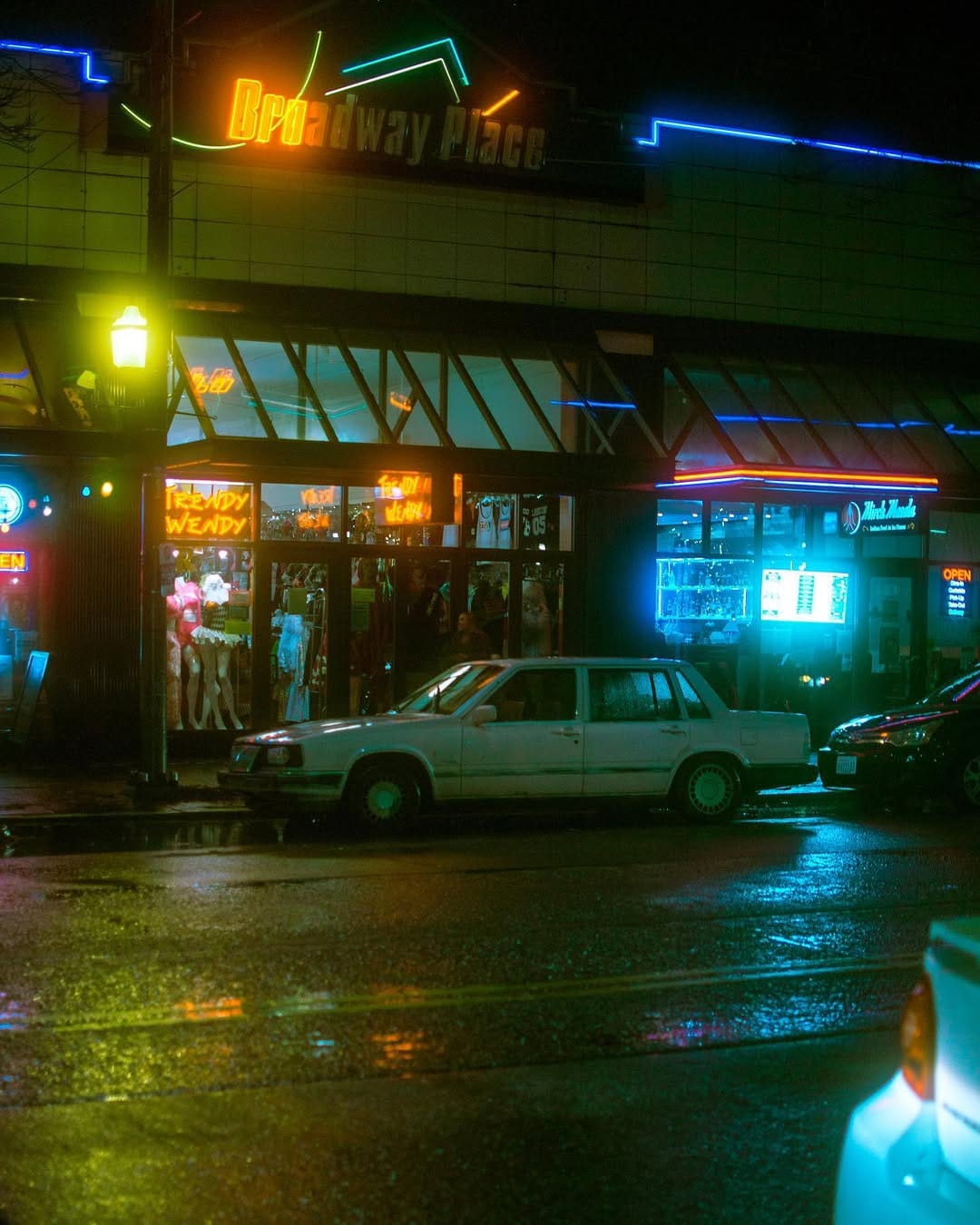 Post 9 by Michael Dees | Seattle photographer on Instagram (carousel)