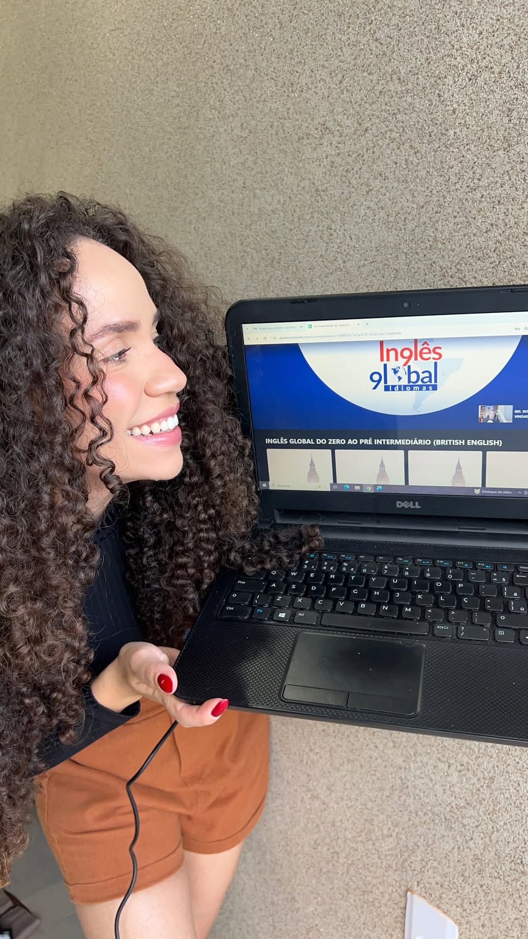 Post 2 by Inglês Global Idiomas on Instagram (video)