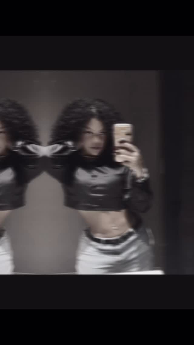 Post 8 by Stephanie on Instagram (video)