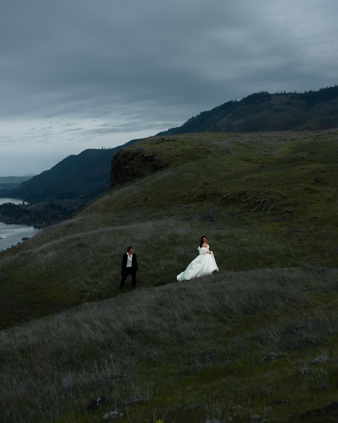Post 7 by Joshua Mannila - Oregon Photographer on Instagram (carousel)
