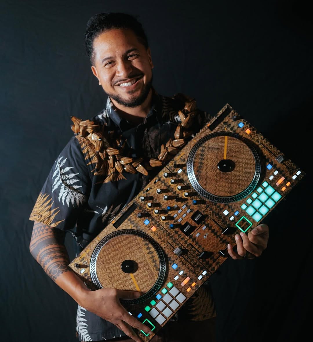 Post 6 by HAWAIIAN DJ, MC, OFFICIANT on Instagram (image)