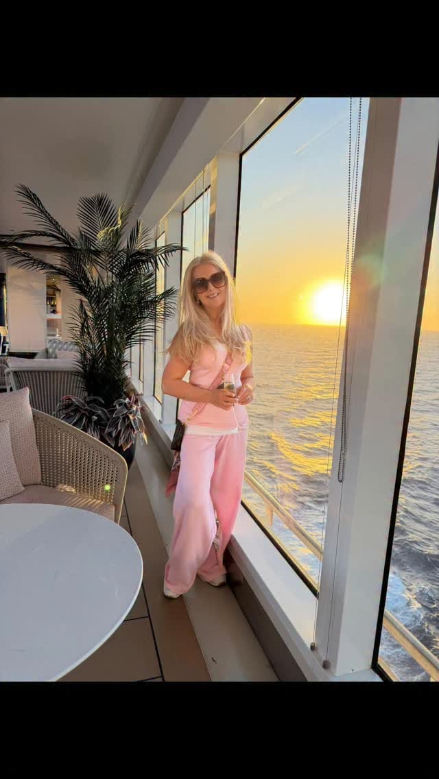 Post 5 by Máiréad Nesbitt on Instagram (video)