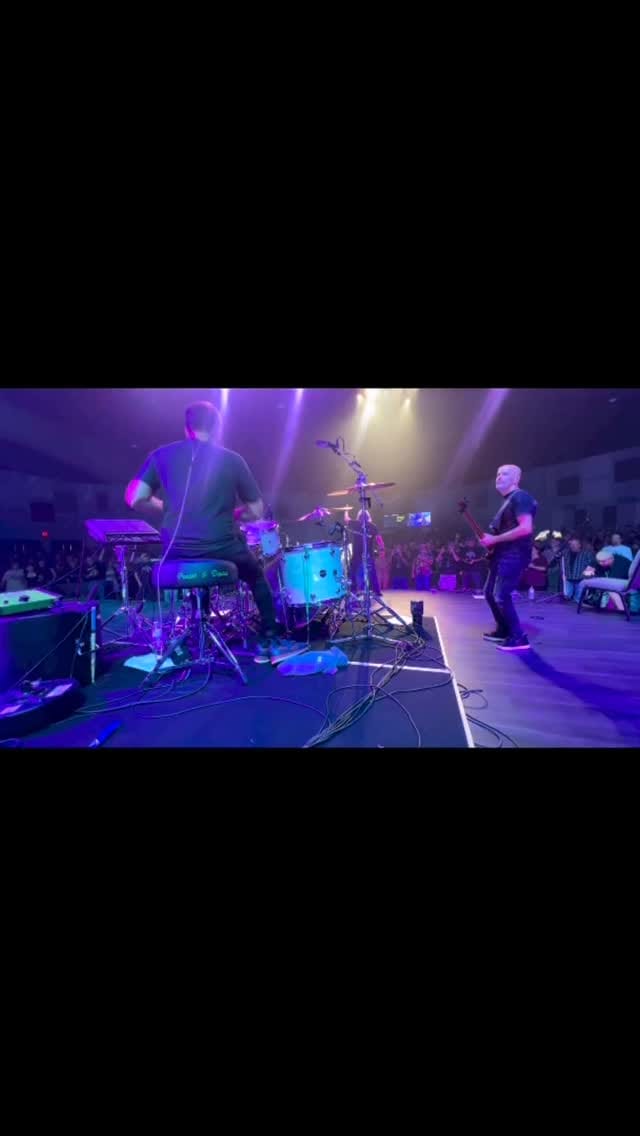 Post 3 by Cristian Borneo on Instagram (video)