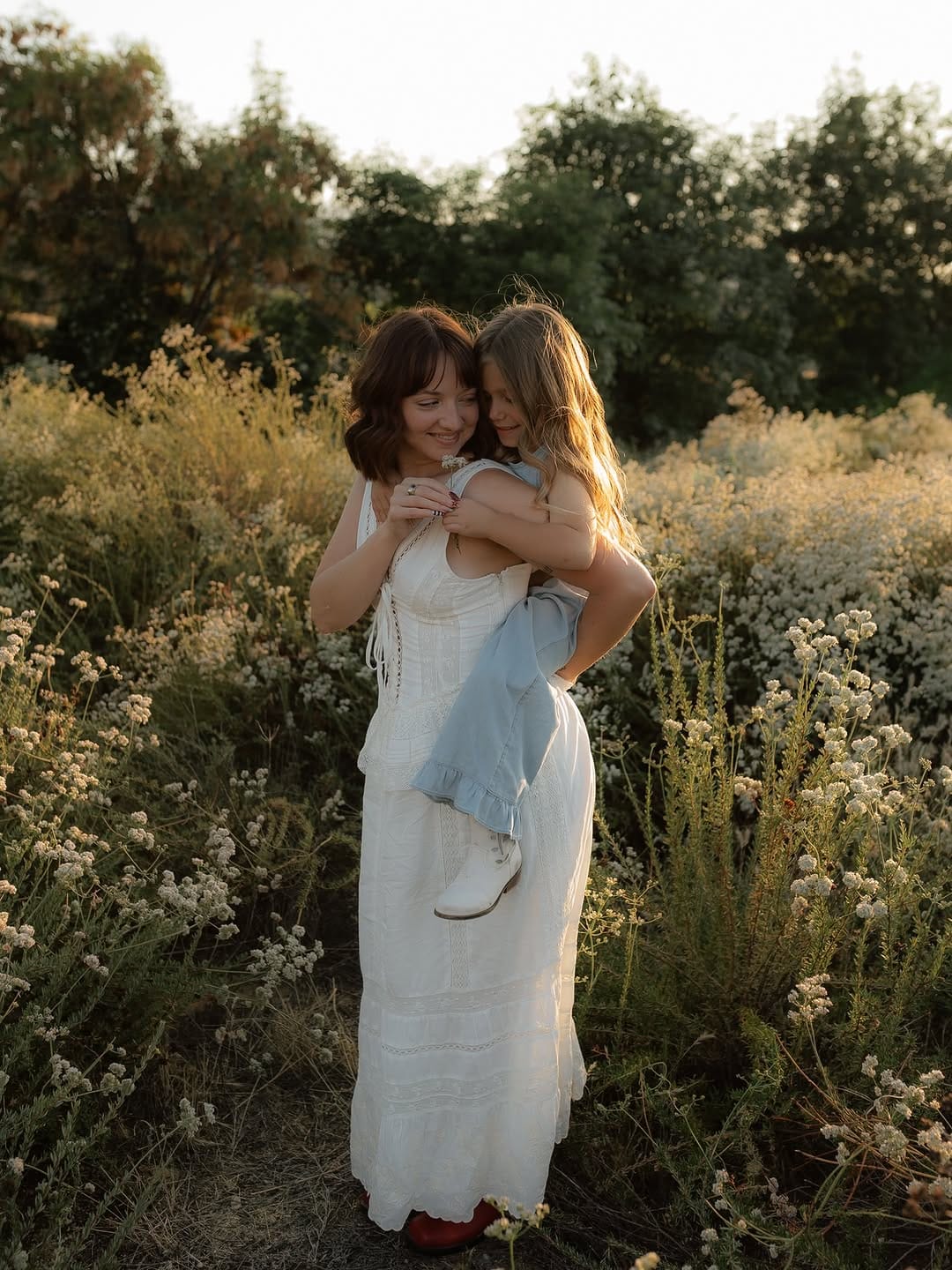 Post 3 by Southern California Photographer | Alyssa McVay on Instagram (carousel)